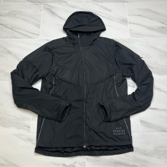 nike dynamic vent running jacket